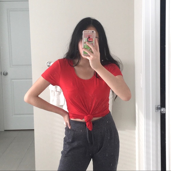 Soft red tee - Picture 1 of 4